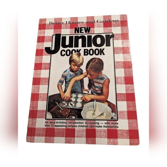 Vintage 70s Better Homes and gardens New Junior cookbook - Picture 1 of 7